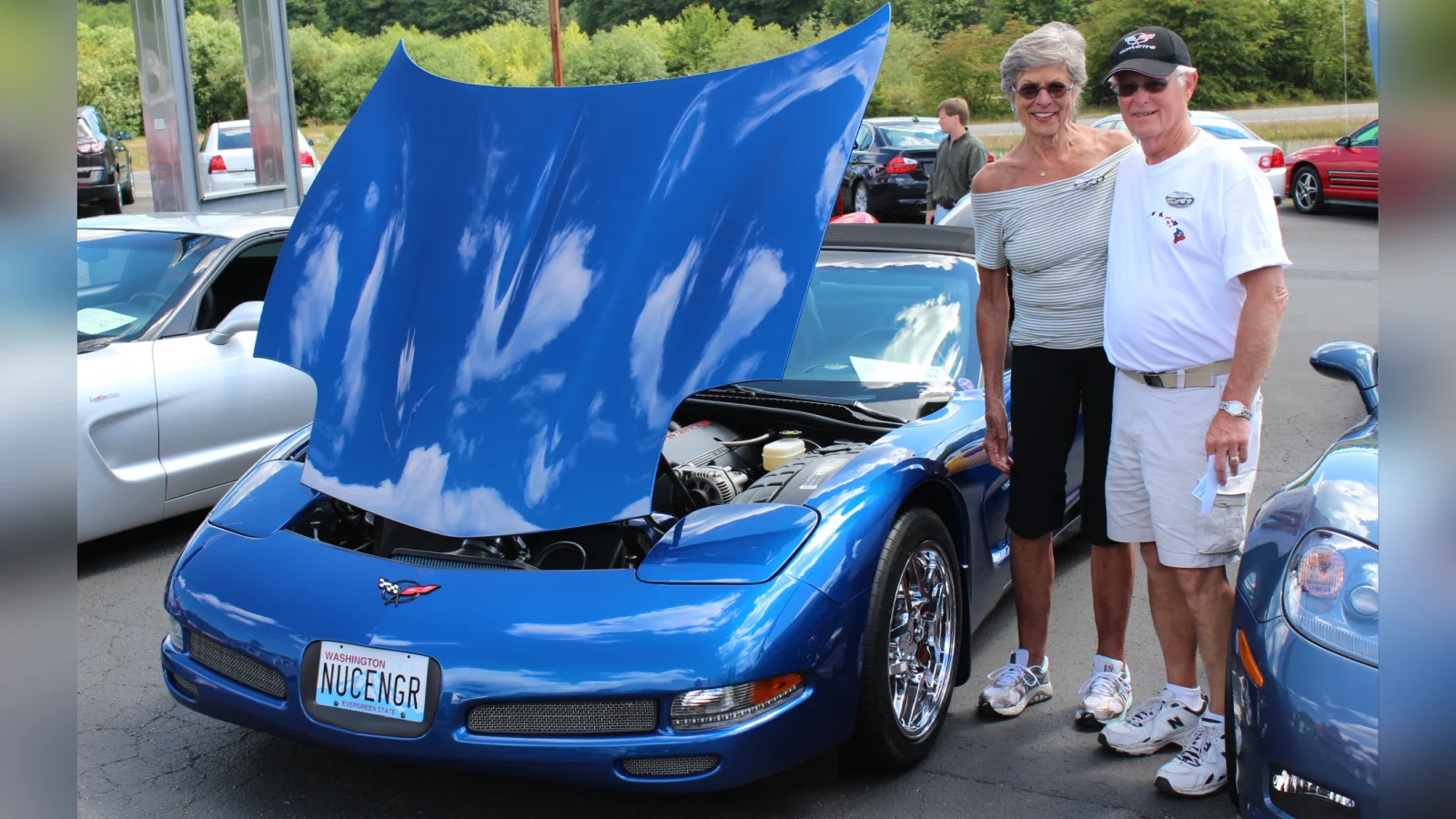Click to Enlarge-Esc to Close Corvette Generations/C5/C5 2002 Blue -Hulka.webp